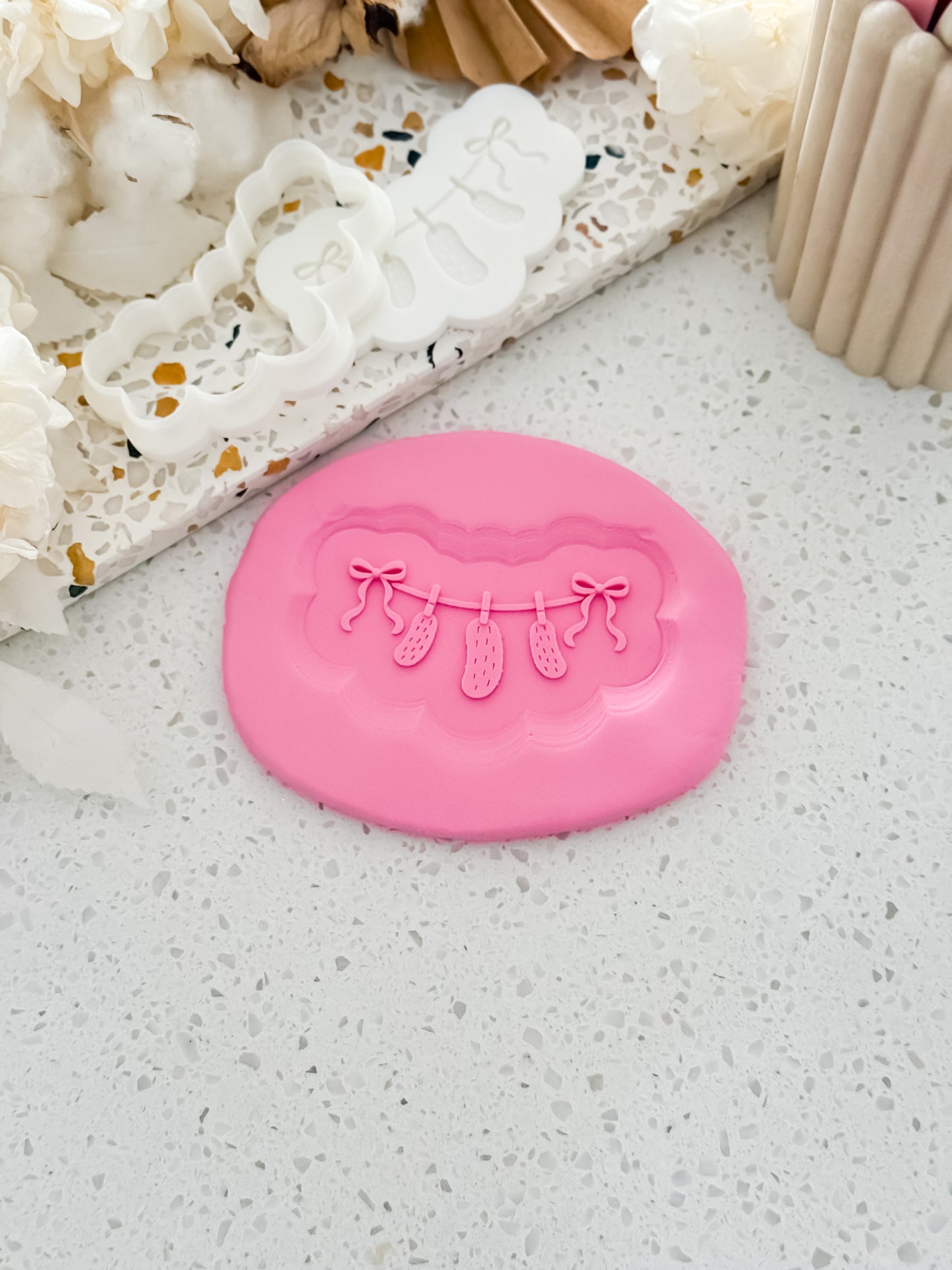 Pickle Clothesline Stamp & Cutter - Perfect for Fondant & Sugar Cookies