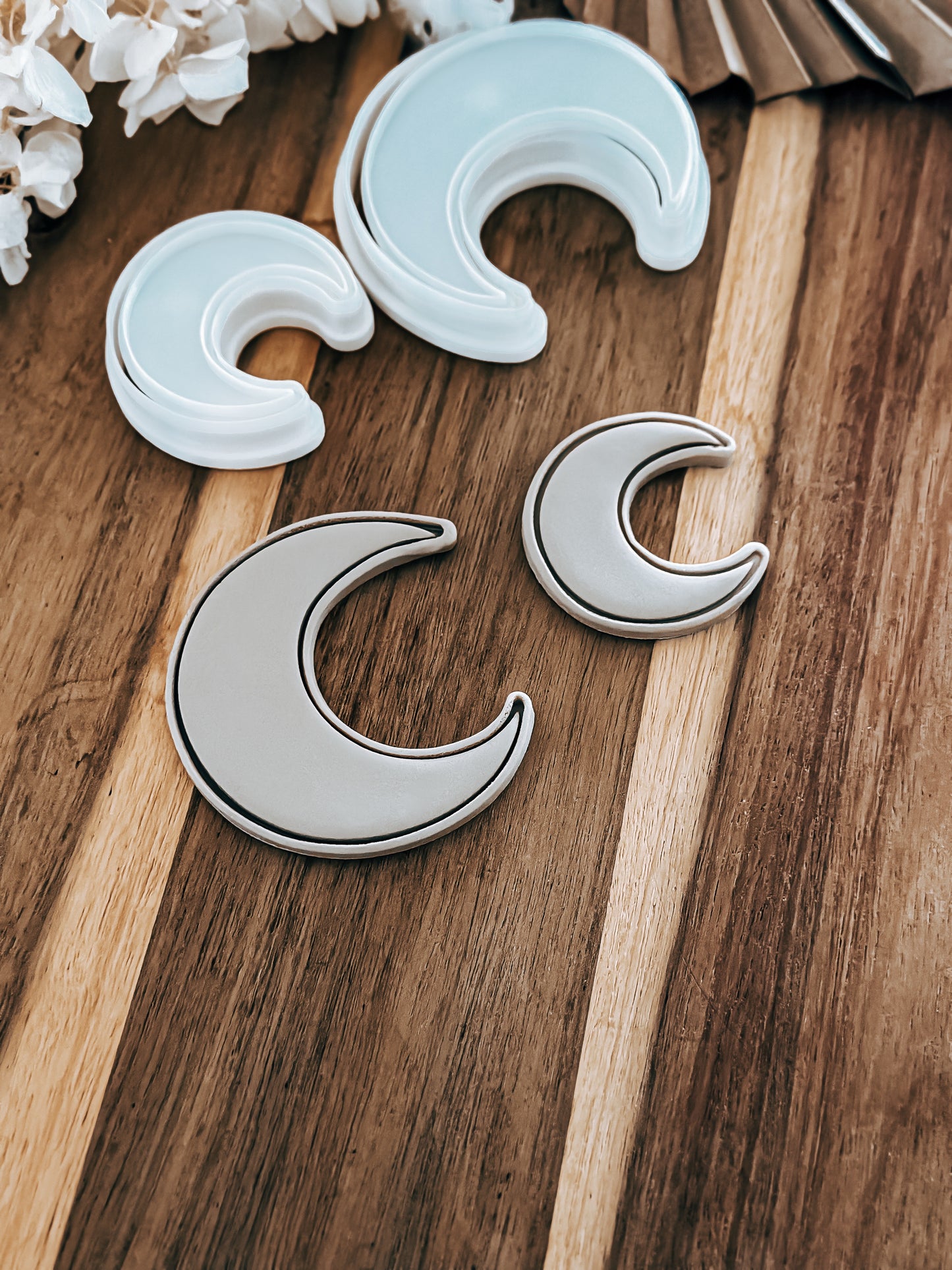 Mini Half Moon (Wicked) - Cookie Stamp and Cutter - Ideal for Fondant & Sugar Cookies