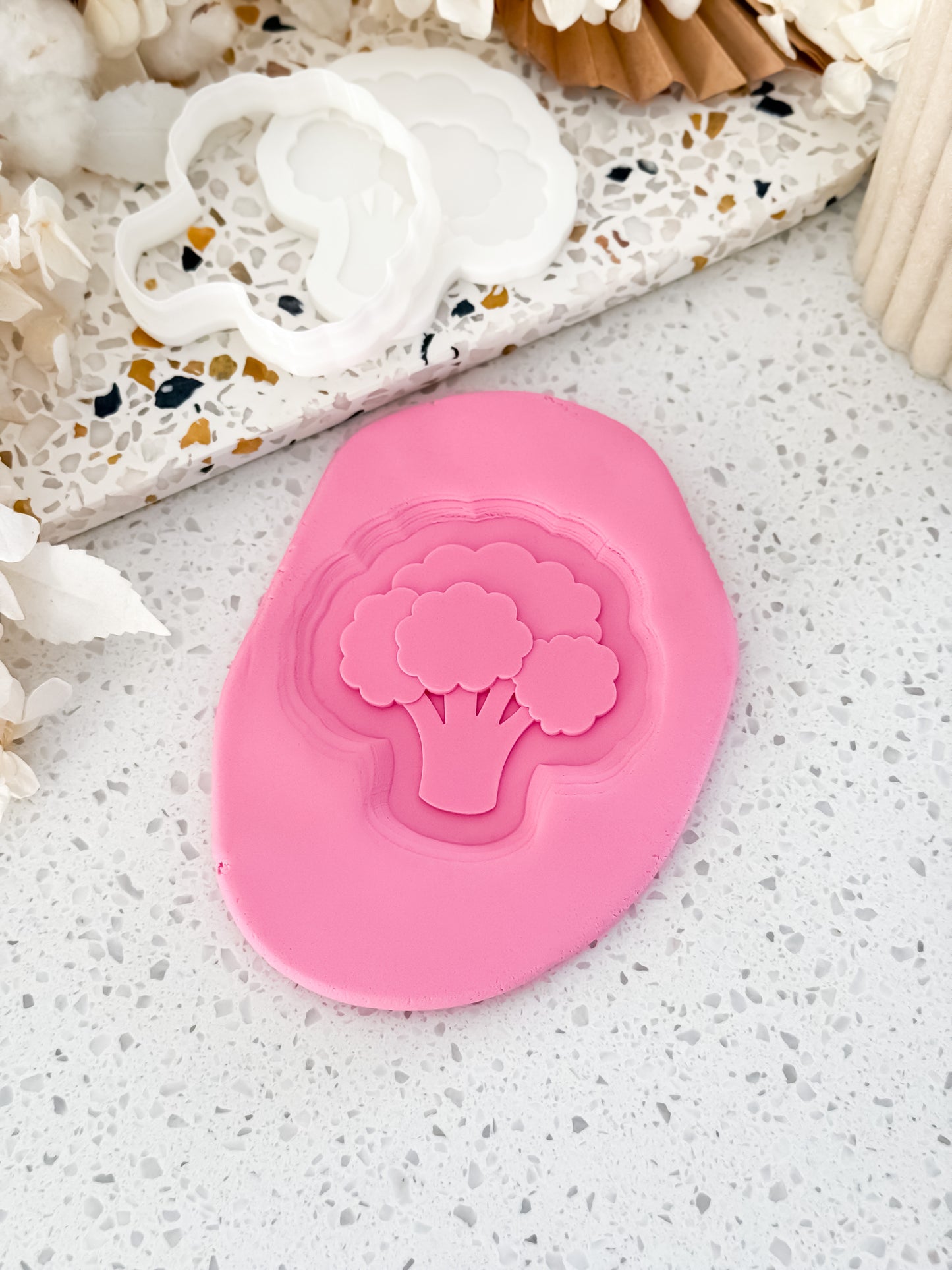 Broccoli - Cookie Stamp & Cutter - Perfect for Fondant & Sugar Cookies