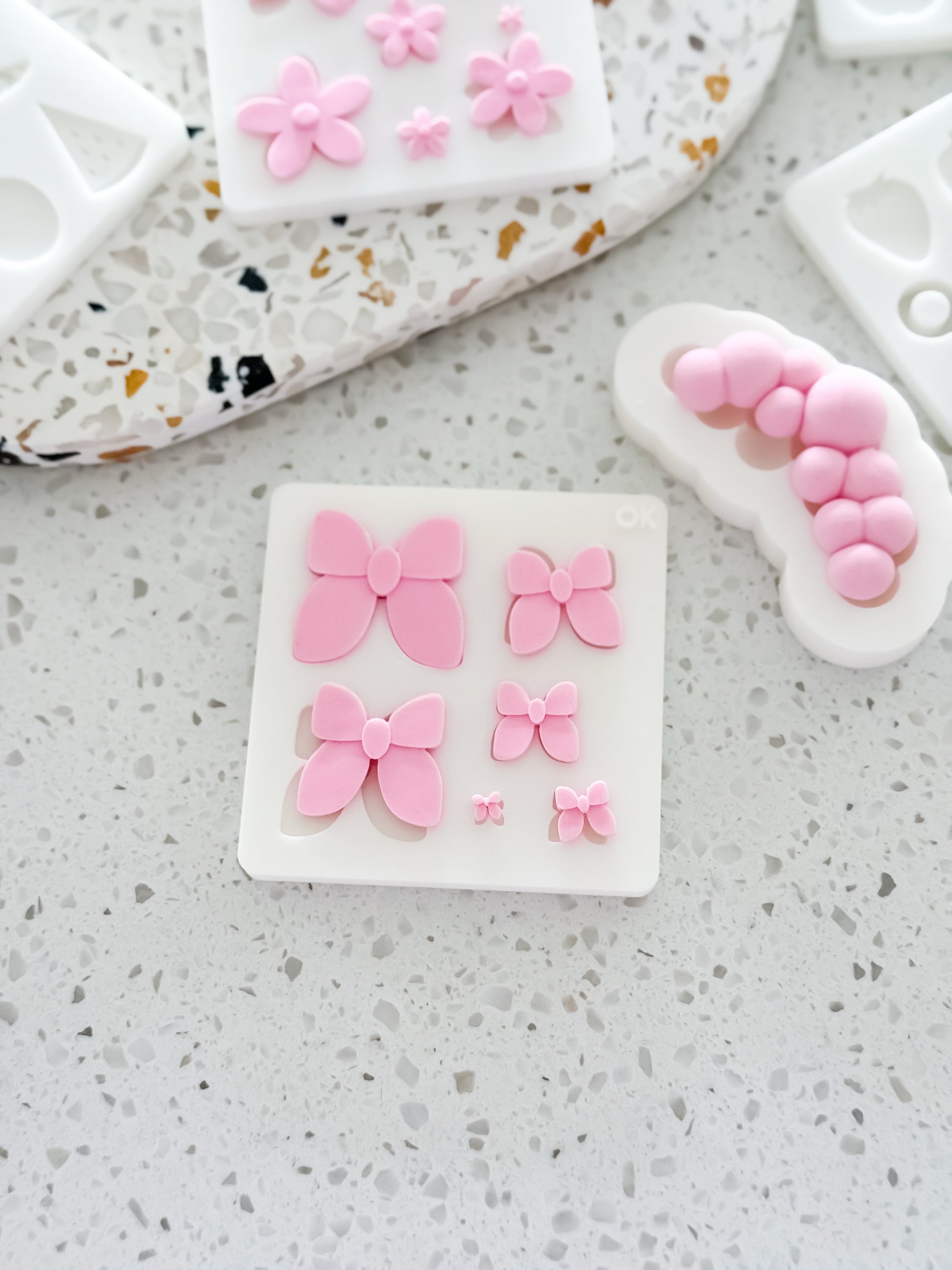 Classic Bow - Mini Fondant Bow Mould