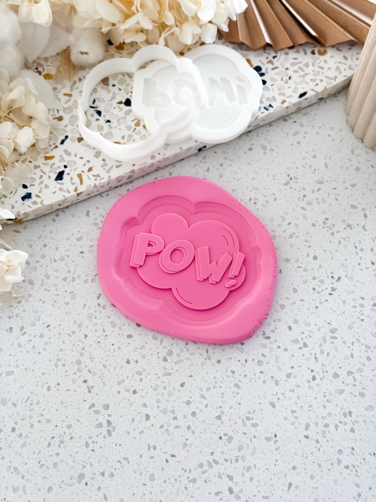 Comic Pow! Stamp & Cutter - Perfect for Fondant & Sugar Cookies