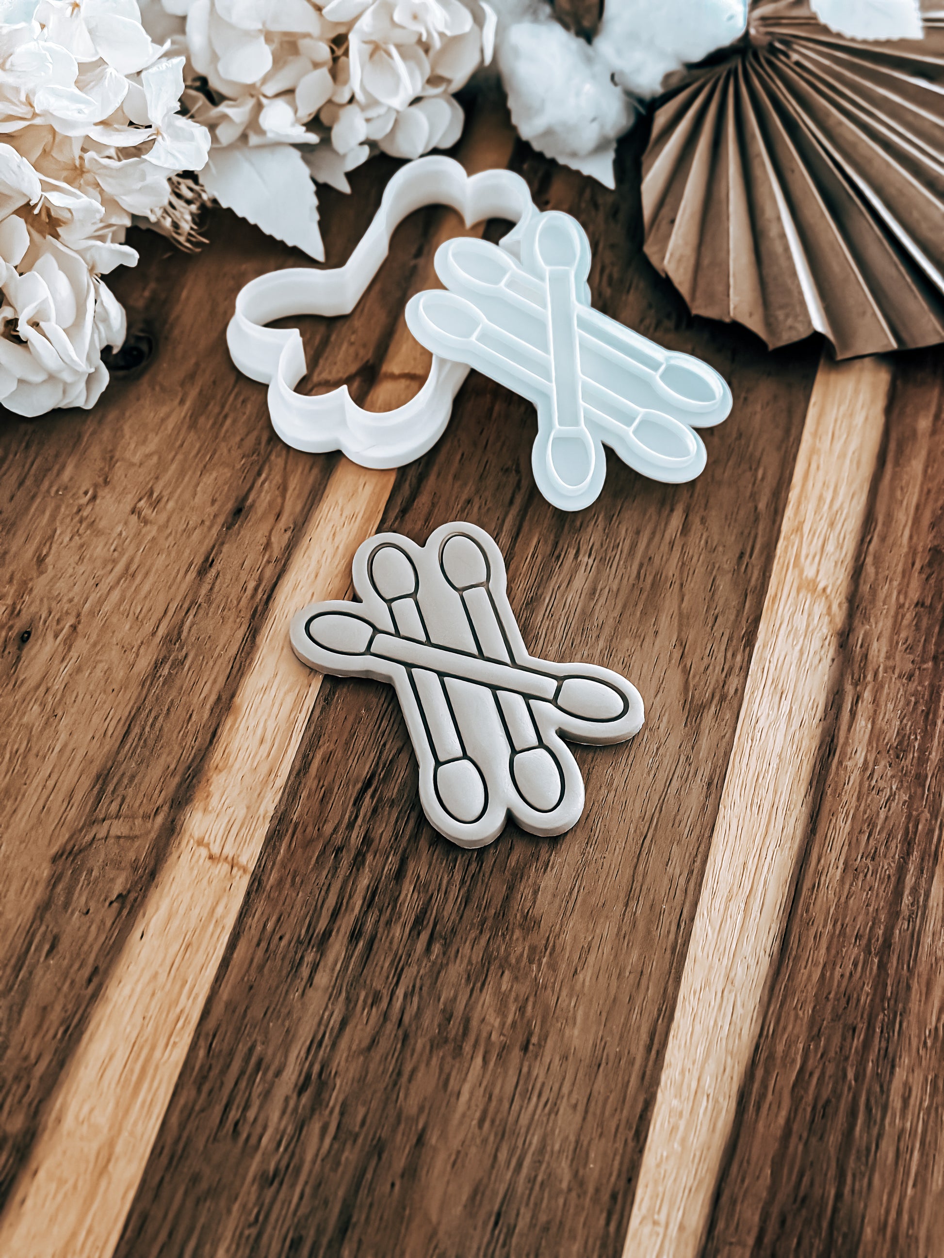 Cotton Tips (Dreamhouse) - Cookie Stamp and Cutter - Fondant & Sugar Cookies
