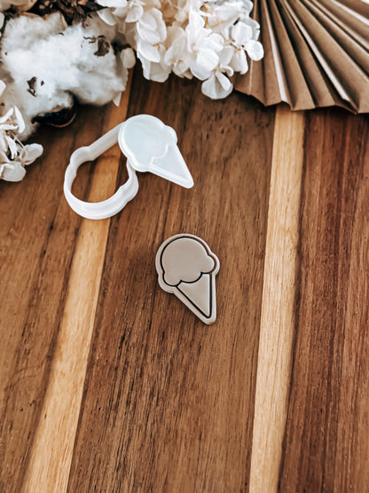 Ice Cream (Simple) Stamp & Cutter - Perfect for Fondant & Sugar Cookies
