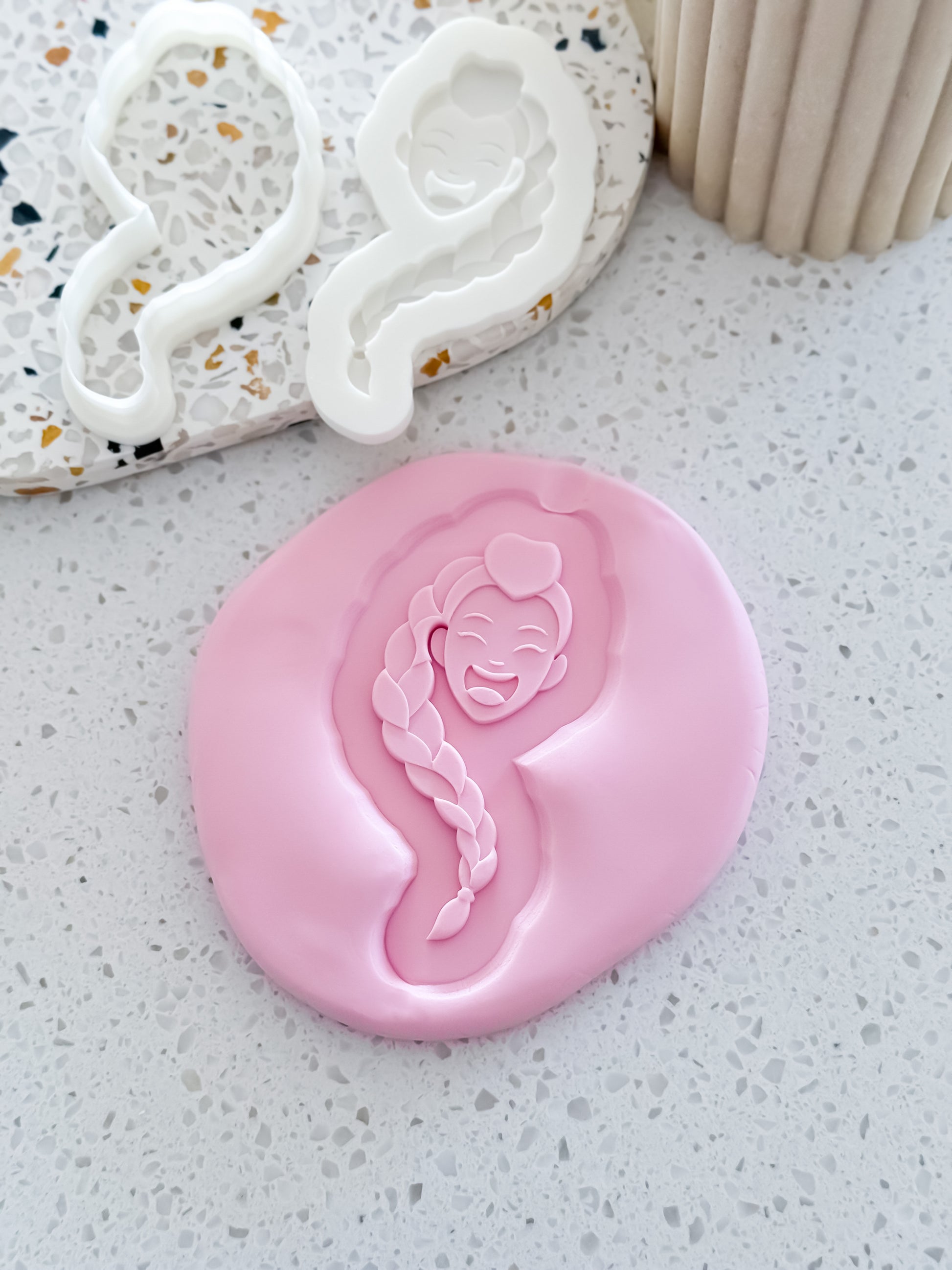 Pop Star Braid Stamp & Cutter - Perfect for Fondant & Sugar Cookies