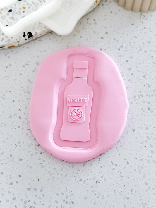 Spritz Bottle Stamp & Cutter - Perfect for Fondant & Sugar Cookies