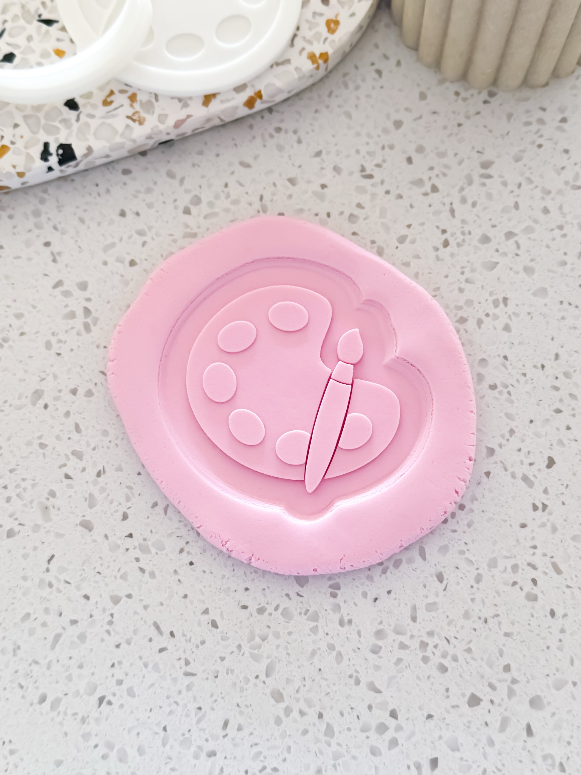 Paint Pallet (With Brush) Stamp & Cutter - Perfect for Fondant & Sugar Cookies