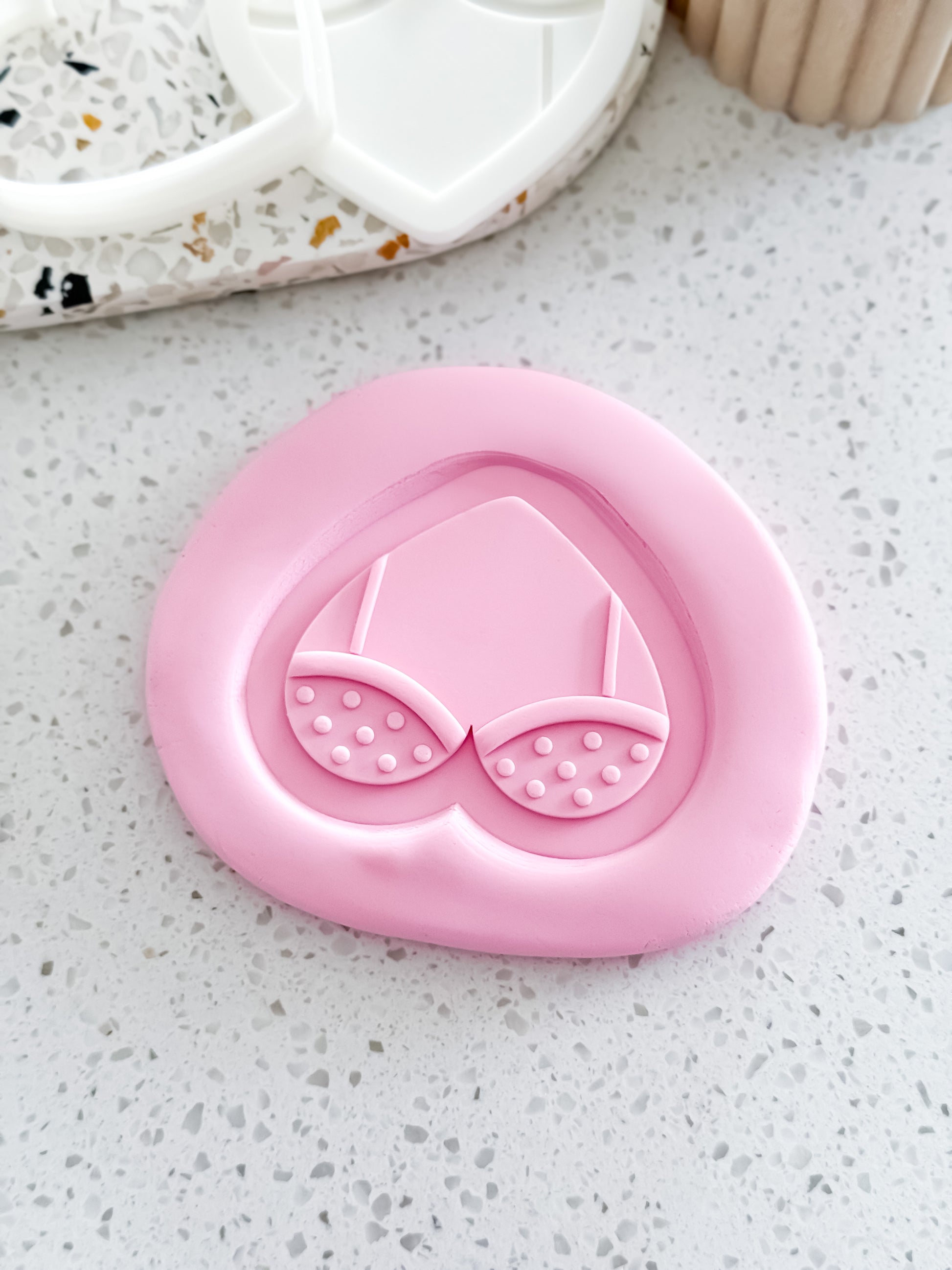 Bra With Dots Stamp & Cutter - Perfect for Fondant & Sugar Cookies
