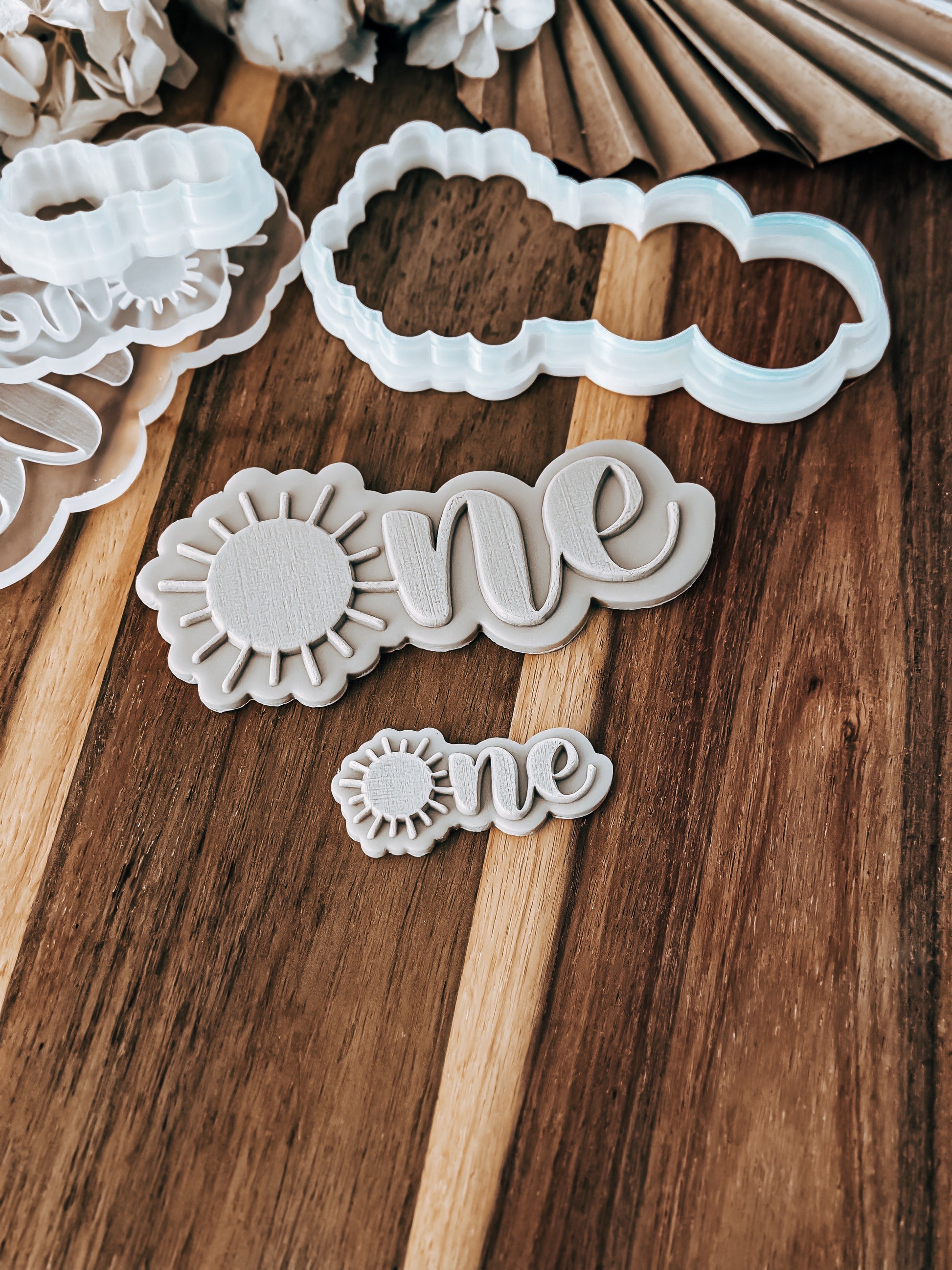 One 'UP' (Sun) - Cookie Stamp and Cutter - Fondant & Sugar Cookies