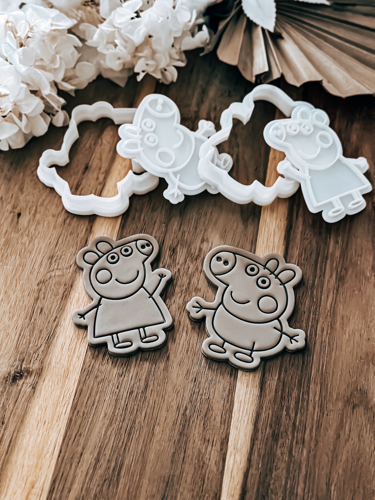 George (Peppa Pig) - Cookie Stamp & Cutter