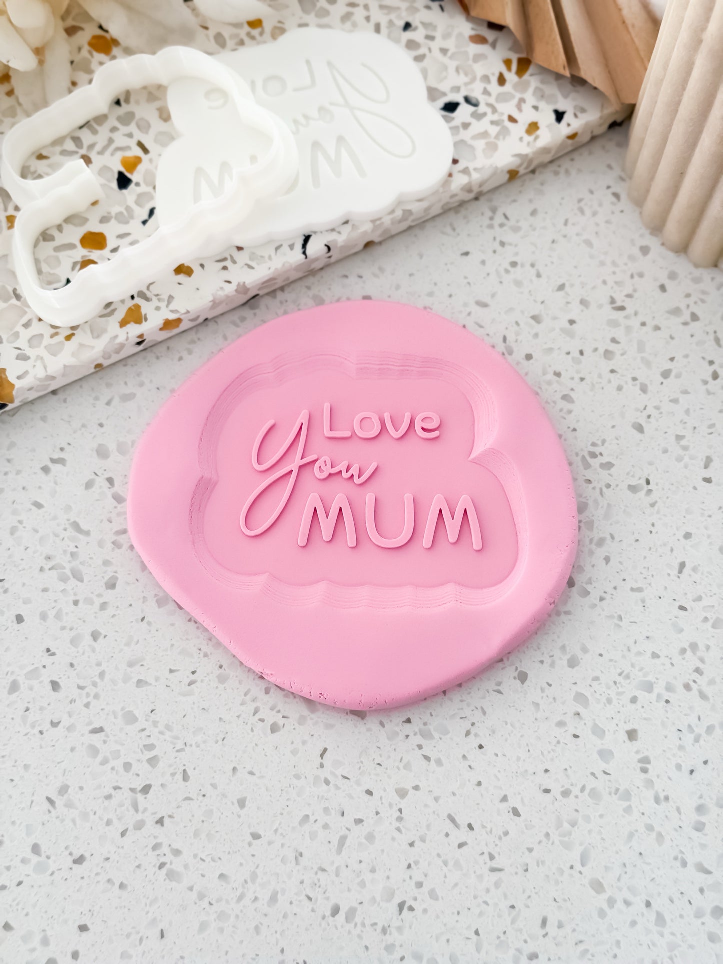 Love you Mum Stamp & Cutter - Perfect for Fondant & Sugar Cookies
