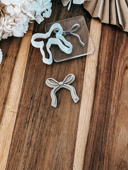 Mini Bow (Skinny Ribbon) - Cookie Stamp and Cutter - Fondant & Sugar Cookies