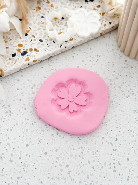 Mini Heart Petal Blossom Stamp & Cutter - Perfect for Fondant & Sugar Cookies