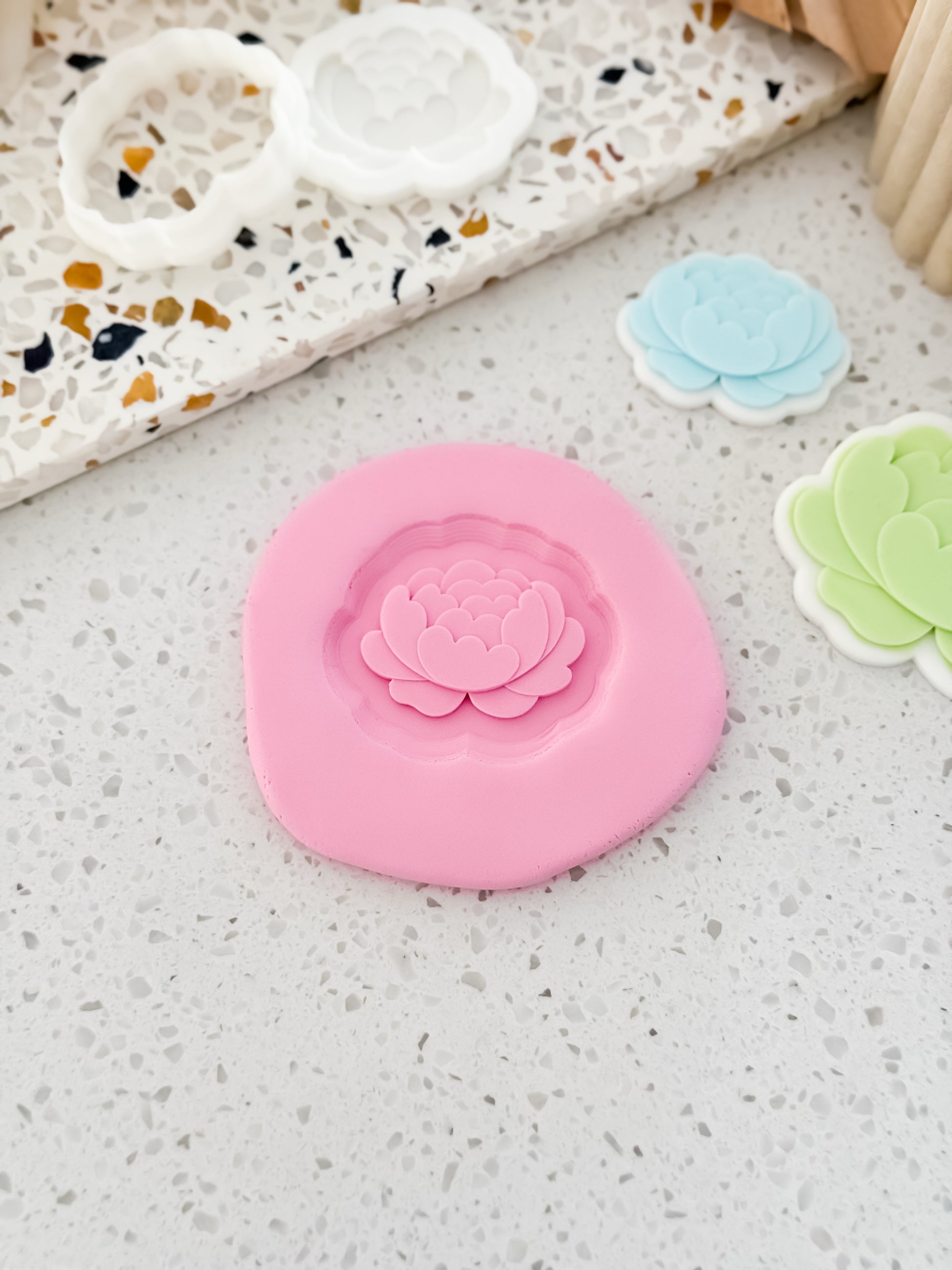 Mini Peony Bloom (Petal) Stamp & Cutter - Perfect for Fondant & Sugar Cookies