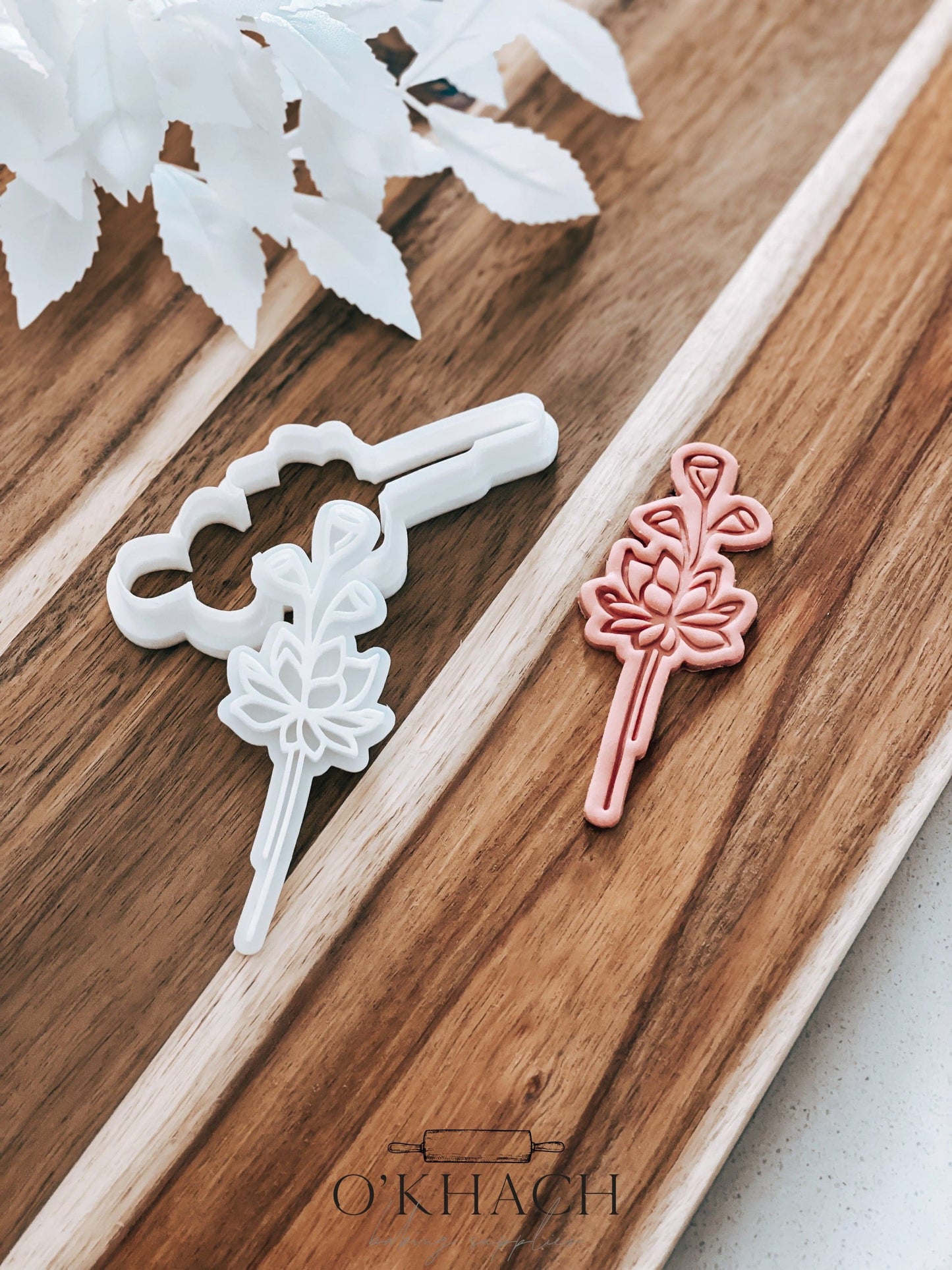 Summer Flower Stamp & Cutter - Perfect for Fondant & Sugar Cookies
