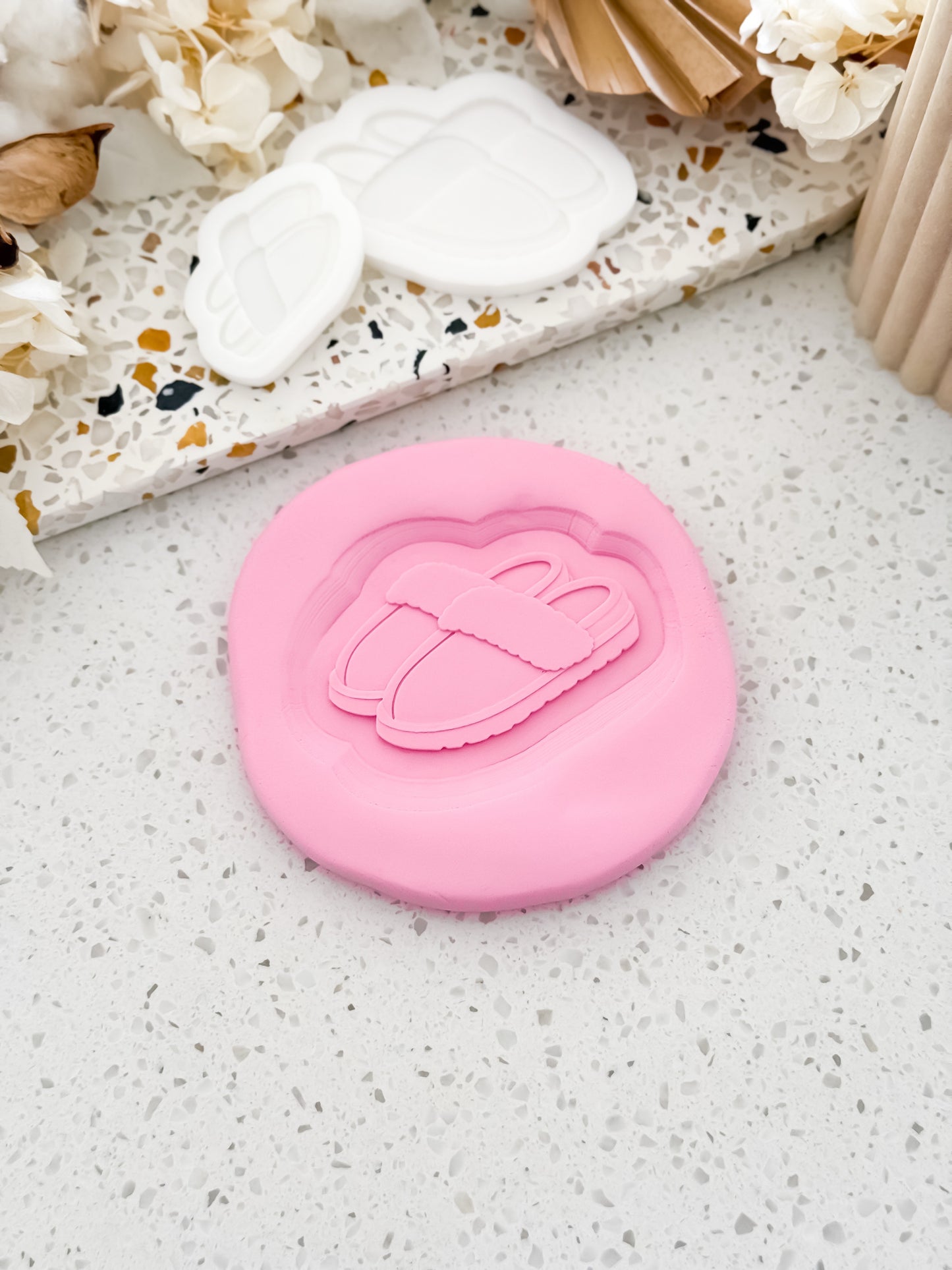 Ugg Slippers Stamp & Cutter - Perfect for Fondant & Sugar Cookies