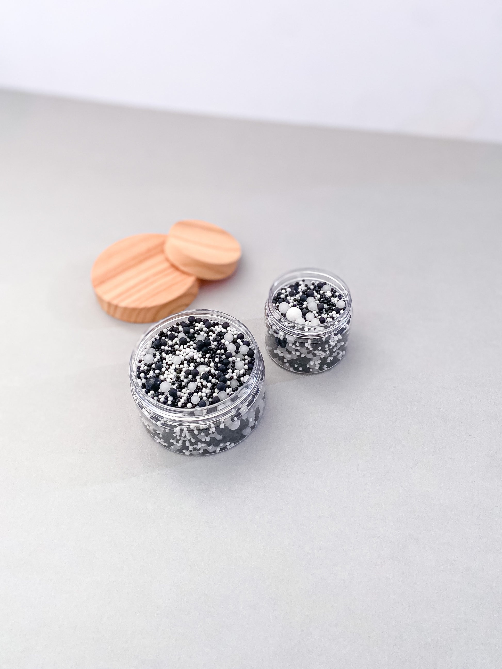 Dalmation – Edible Sprinkles for Cakes, Cookies & Cupcakes
